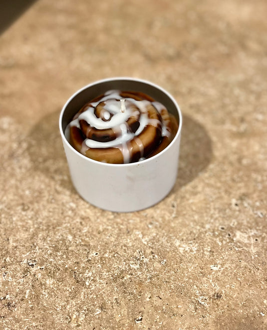 Cinnamon Roll Candle